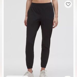 NWT Lululemon Adapted State High-Rise Jogger Short